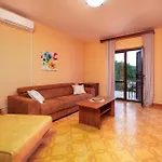 Tatil Evi Cozy In Sveti Bartol Veligolji