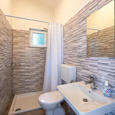 別荘 In Sveti Bartol