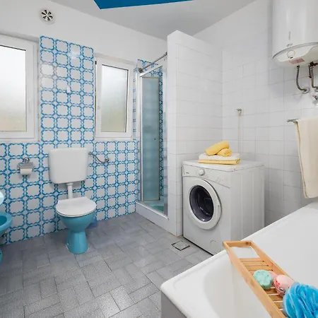 In Sveti Bartol Casa de Férias Veligolji