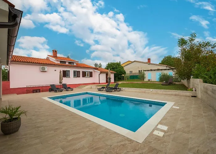 In Sveti Bartol Veligolji