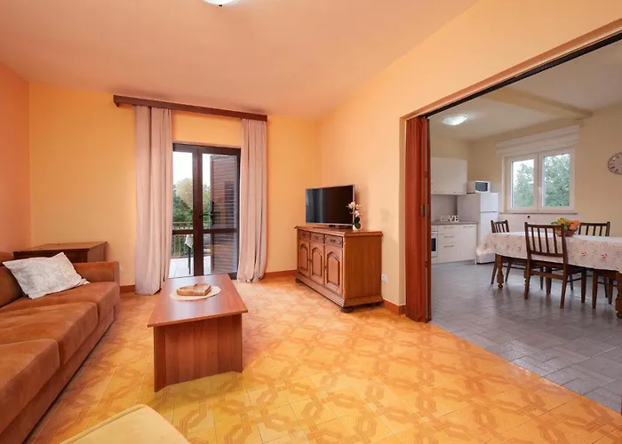 In Sveti Bartol Vikendica